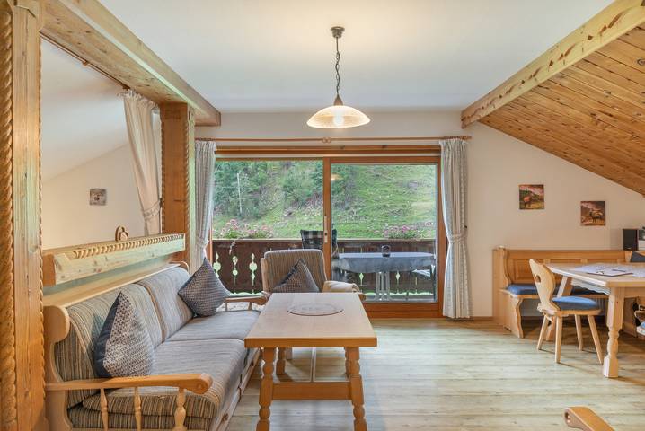 Ferienwohnung für 4 Personen, mit Balkon am Eibsee - 2