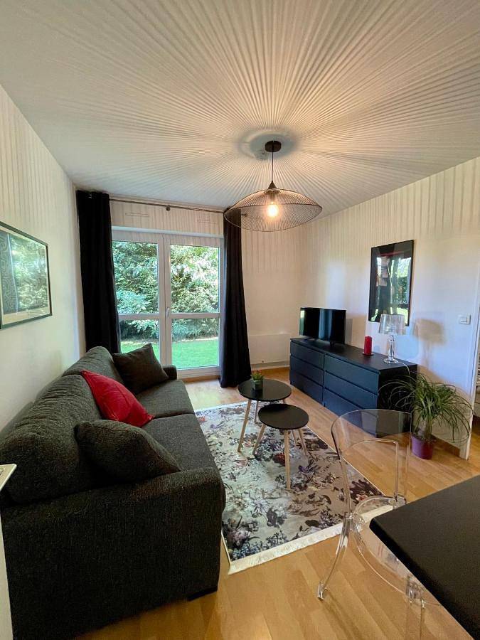 Appartement entier, One-Bedroom Apartment in Saint-Grégoire, Région de Rennes