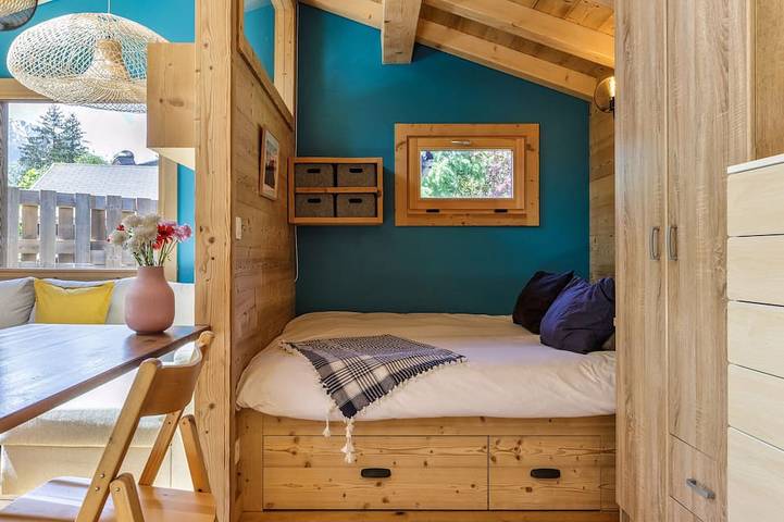 Gîte pour 2 personnes, avec jardin ainsi que sauna et terrasse dans Les Bossons - 2