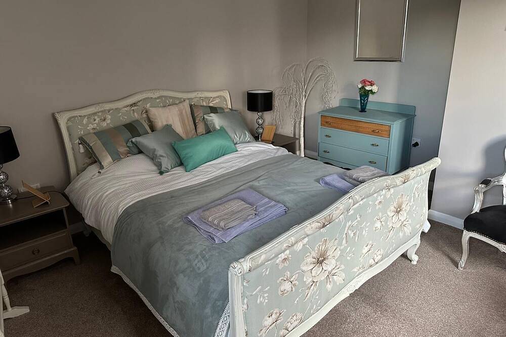 Geheel appartement, Lucky top floor apartment in Milton Keynes, Zuidoost Engeland