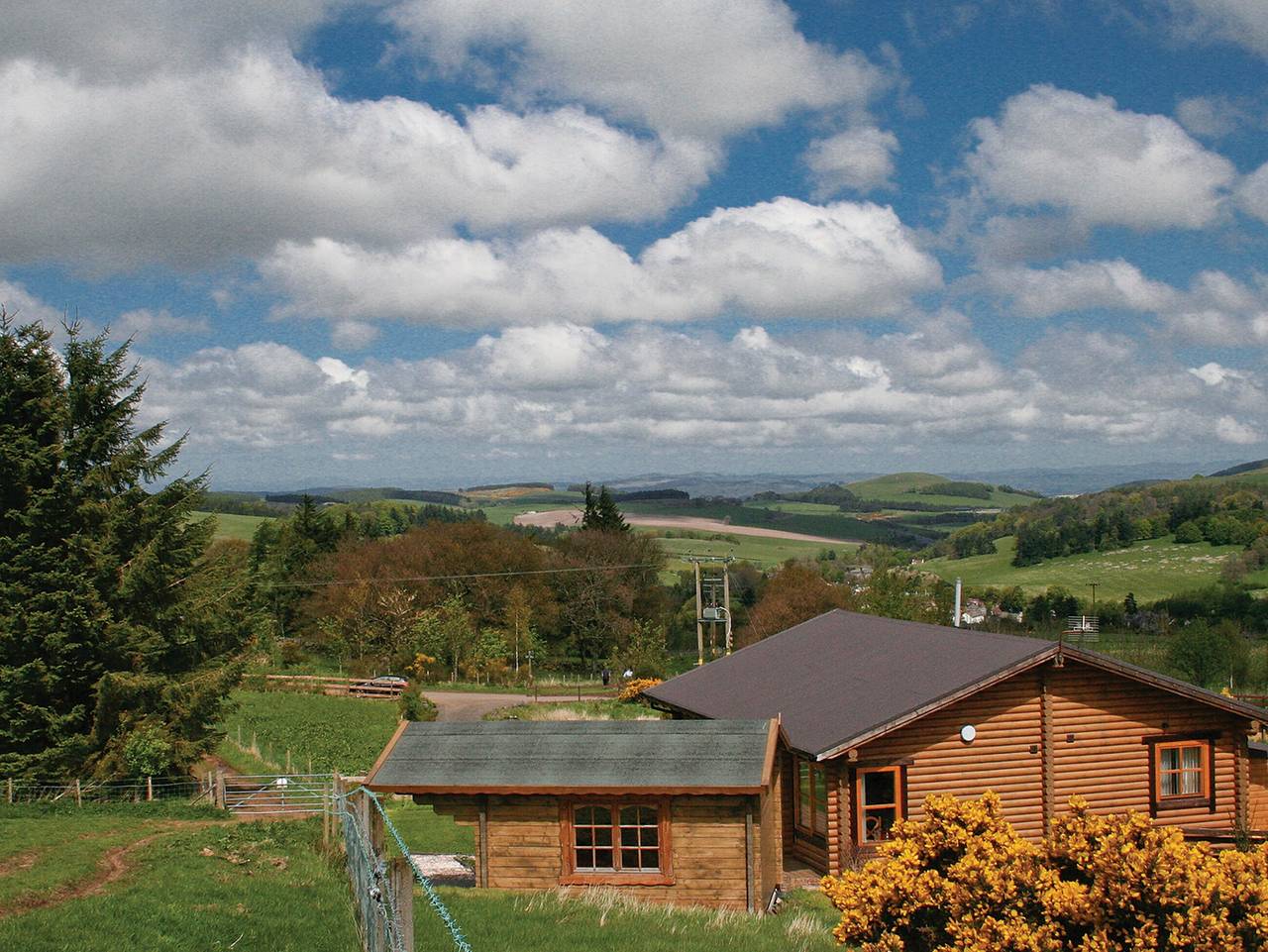 Bracken Log Cabin - S4468 in Perthshire
