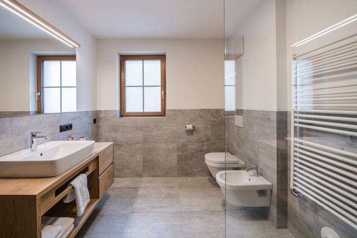 Ganze Wohnung, Ferienwohnung "Kuenz Dolomites 1" mit Bergblick, 2 Balkonen & Wlan in Vierschach, Innichen
