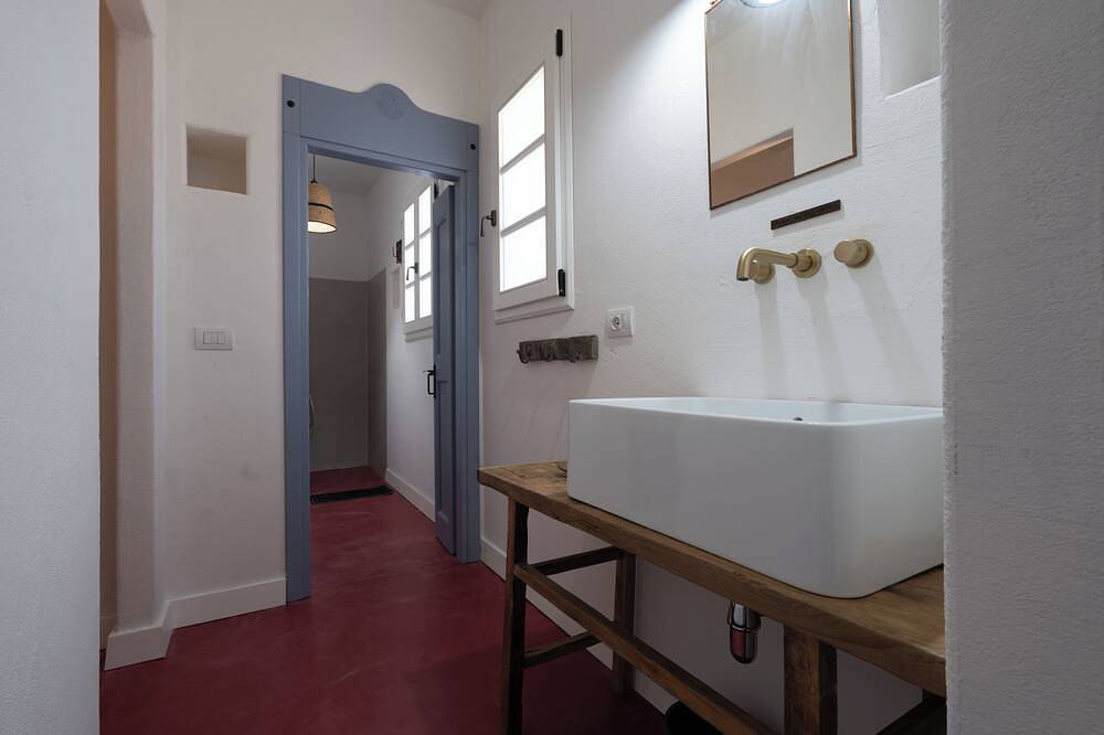 Stazzo Nestled in the silence of the countryside, a few kilometers from the sea of Portosanpaolo in Loiri Porto San Paolo, Barbagia