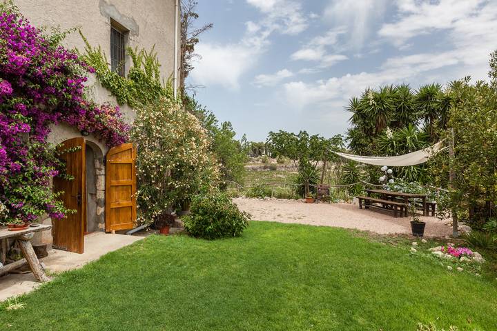 Casa rural para 6 personas, con jardín, Se admiten mascotas en Alt Penedès - 3