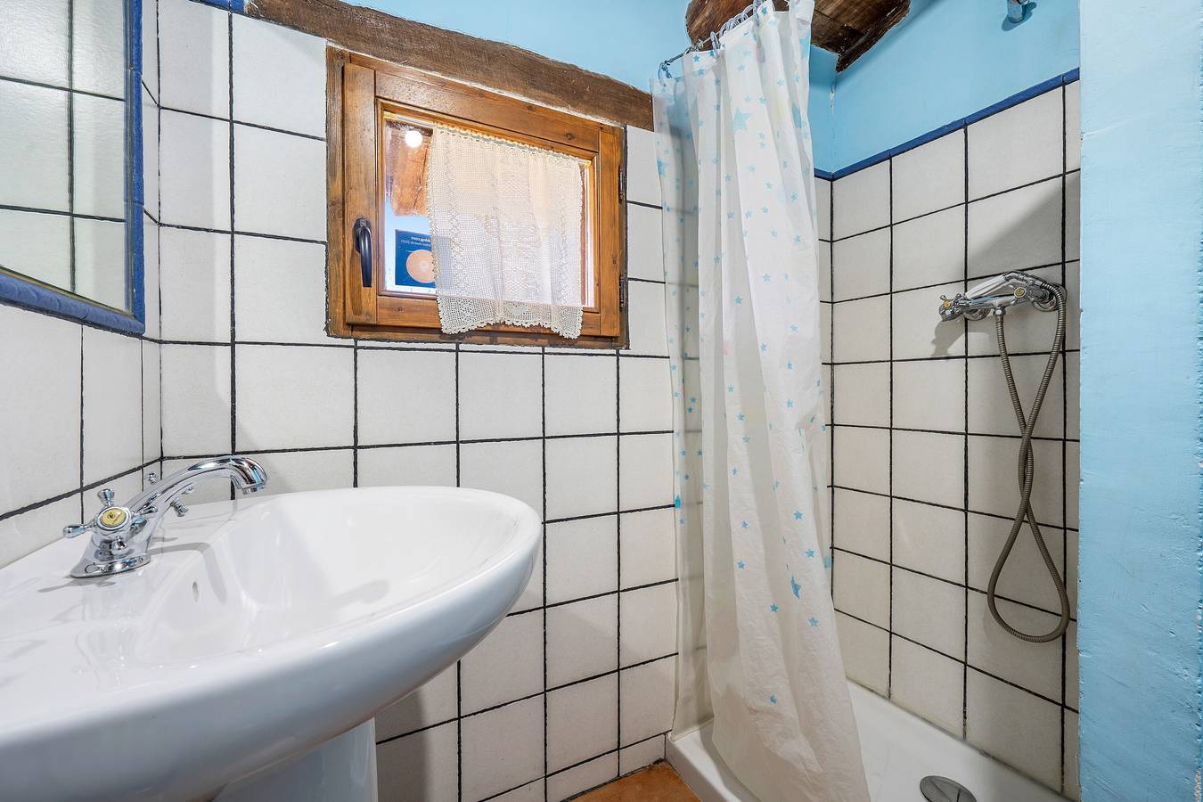 Landhuis 'La Sala' met uitzicht op de bergen, gedeeld zwembad en Wifi, foto 13