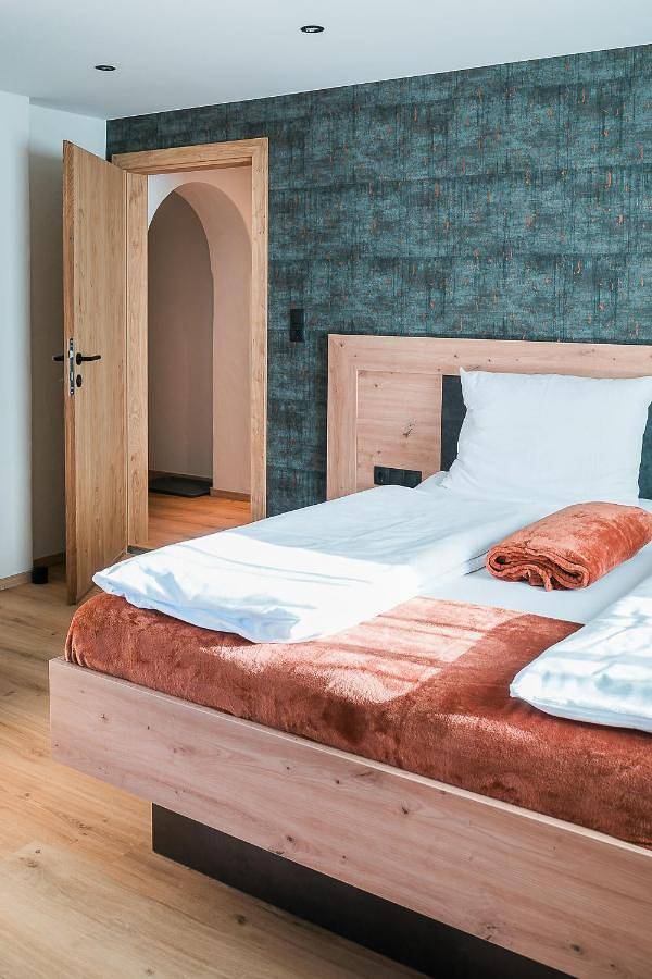Bnb für 4 Personen, mit Balkon und Terrasse sowie Pool und Sauna in Nauders