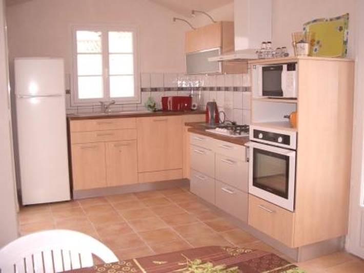 Location de vacances pour 6 personnes, avec jardin et terrasse à Barbâtre - 4