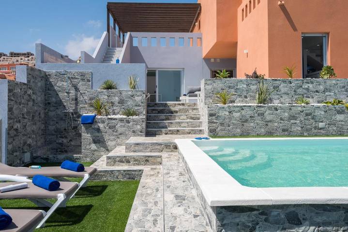 Villa voor 10 personen, with tuin and uitzicht as well as zwembad in Caleta de Fuste