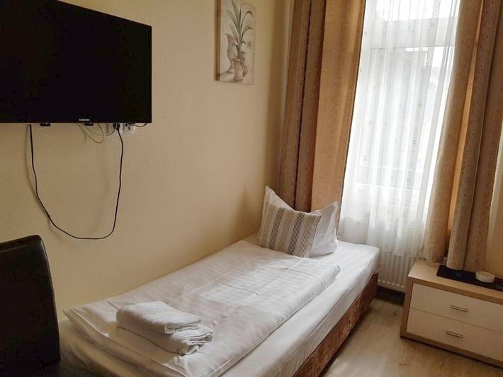 Hôtel pour 3 personnes, avec terrasse, animaux acceptés à Offenbach - 3