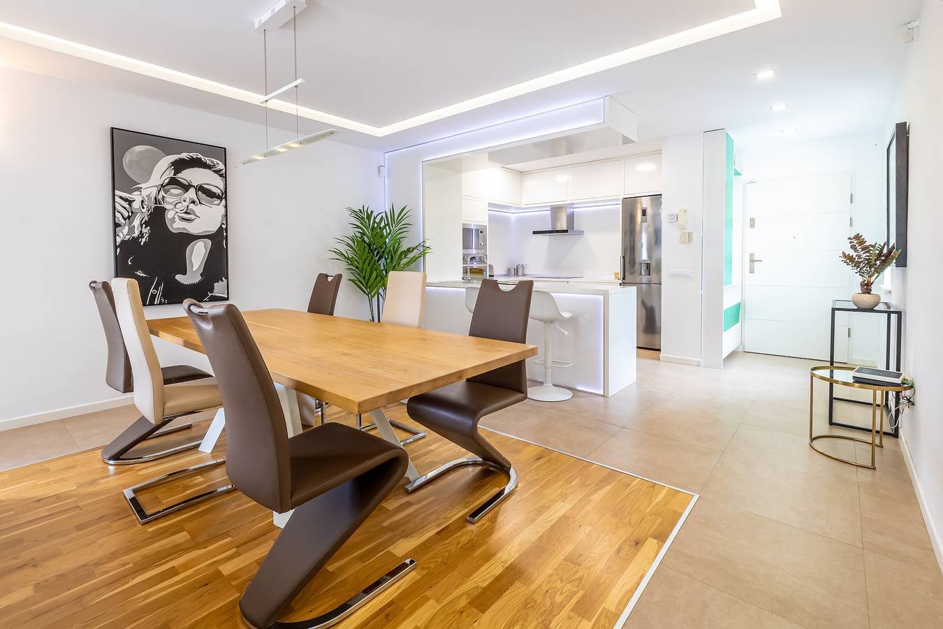 Apartamento entero, "Great Spacious Banus Appartment" cerca de la playa con Wi-Fi in Puerto Banús, Marbella
