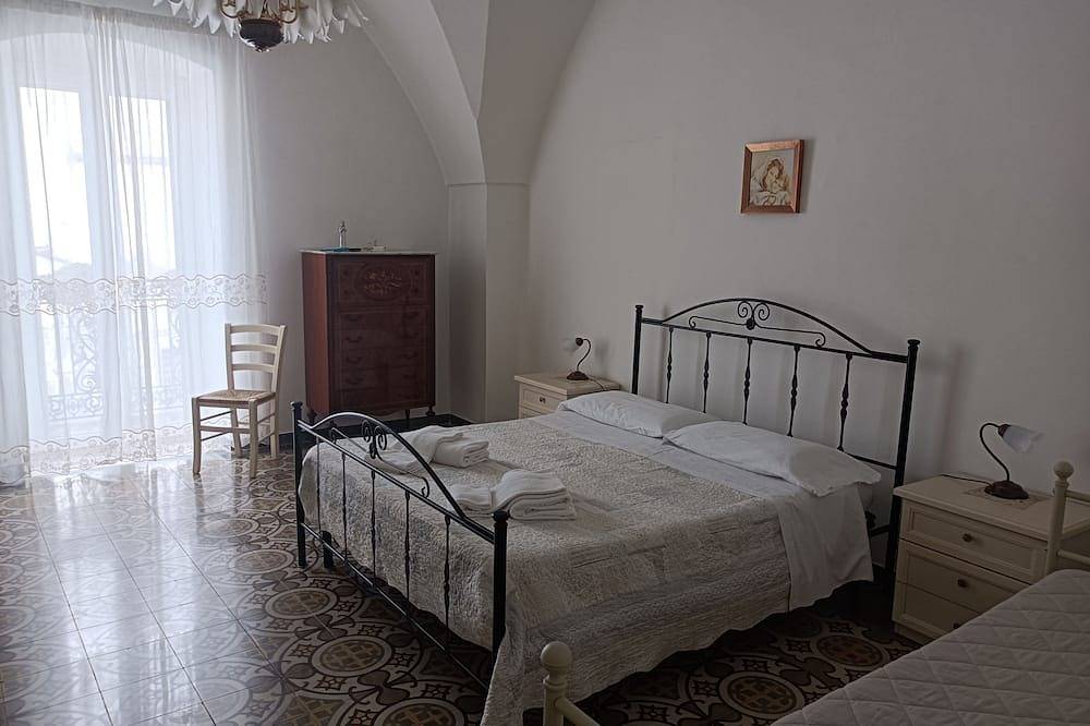Apartamento entero, 1 Bedroom Apartment in Cisternino in Cisternino, Salento