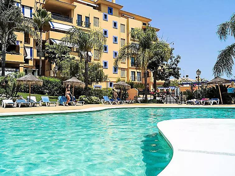 Entire apartment, 4 Pièces 6 Personnes in San Pedro de Alcántara, Marbella