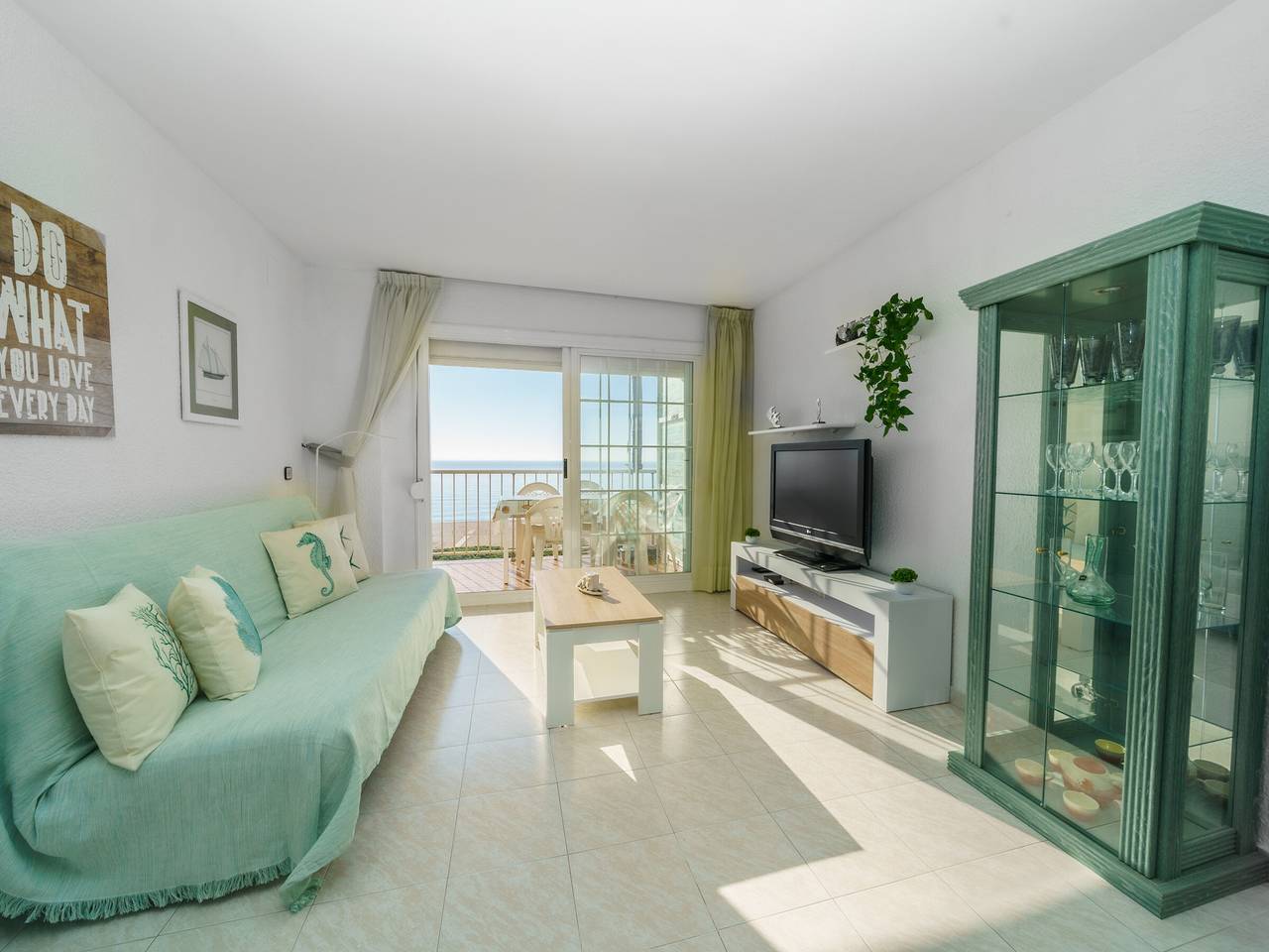 Apartamento entero, Apartamento familiar con piscina, Wifi, mascotas permitidas en Malgrat de Mar in Malgrat de Mar, Costa del Maresme