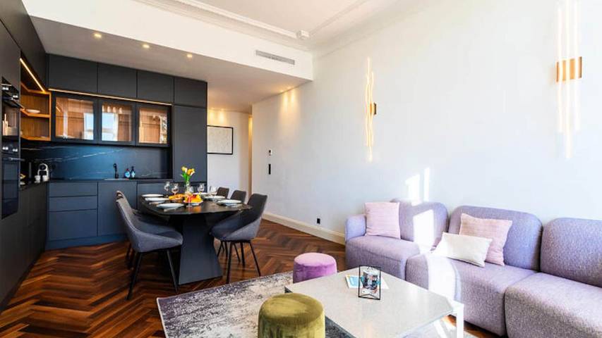 Gîte pour 7 personnes, avec balcon dans Office de Tourisme de Cannes - 2