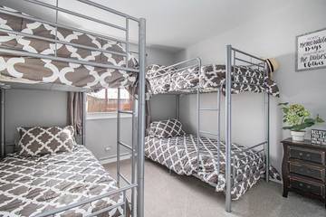 Vacation House for 10 Guests in South Bend, Indiana, Picture 3