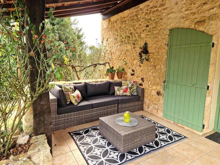 Gîte pour 2 personnes, avec jardin et terrasse ainsi que piscine et vue à Veyrines-de-Vergt - 4