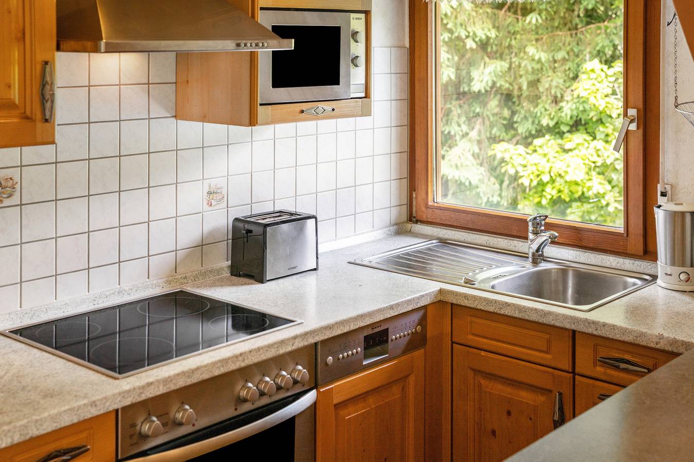 Ganze Wohnung, Apartment 'Vogelnest' mit Bergblick, Gemeinschaftspool und Wlan in Wolfach, Mittlerer Schwarzwald
