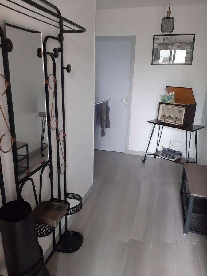 Location de vacances pour 4 personnes, avec terrasse et jardin à Neuville-de-Poitou - 2