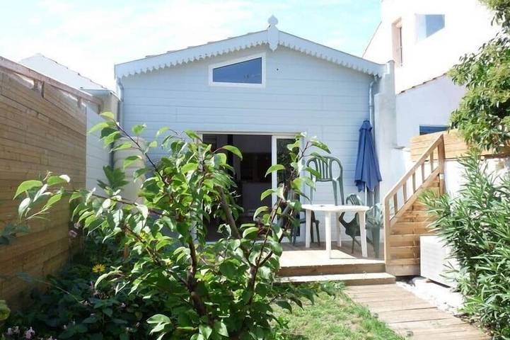 Holiday home for 5 people, with garden and terrace, with pets - 1