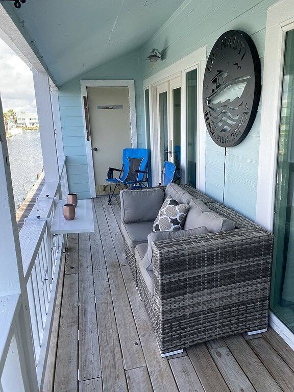 Vacation rental for 8 people, with hot tub and pool as well as balcony in Rockport (Texas)