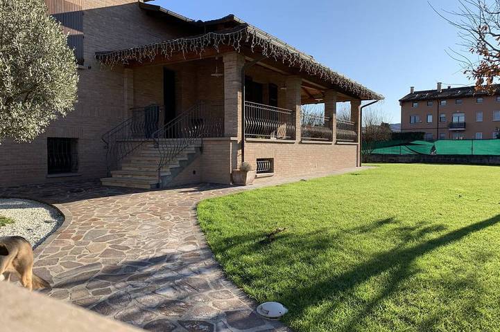 Location de vacances pour 2 personnes, avec Jardin à Sasso Marconi