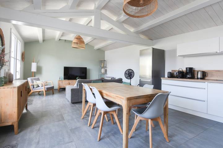 Location de vacances pour 7 personnes, avec jardin et terrasse, animaux acceptés à L'Épine - 3