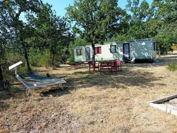 Location de vacances pour 4 personnes, avec jardin et vue, animaux acceptés à Mazaugues