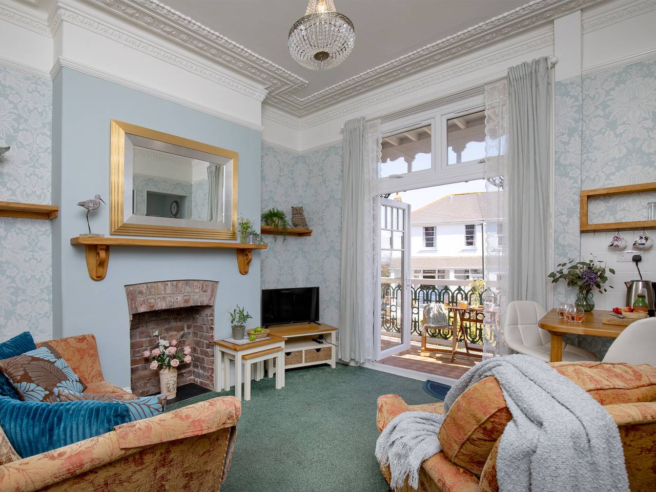 Entire apartment, Sea Peeps - Uk51419 in Paignton, Torbay