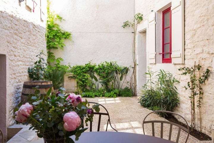 Location de vacances pour 2 personnes, avec terrasse à Santenay