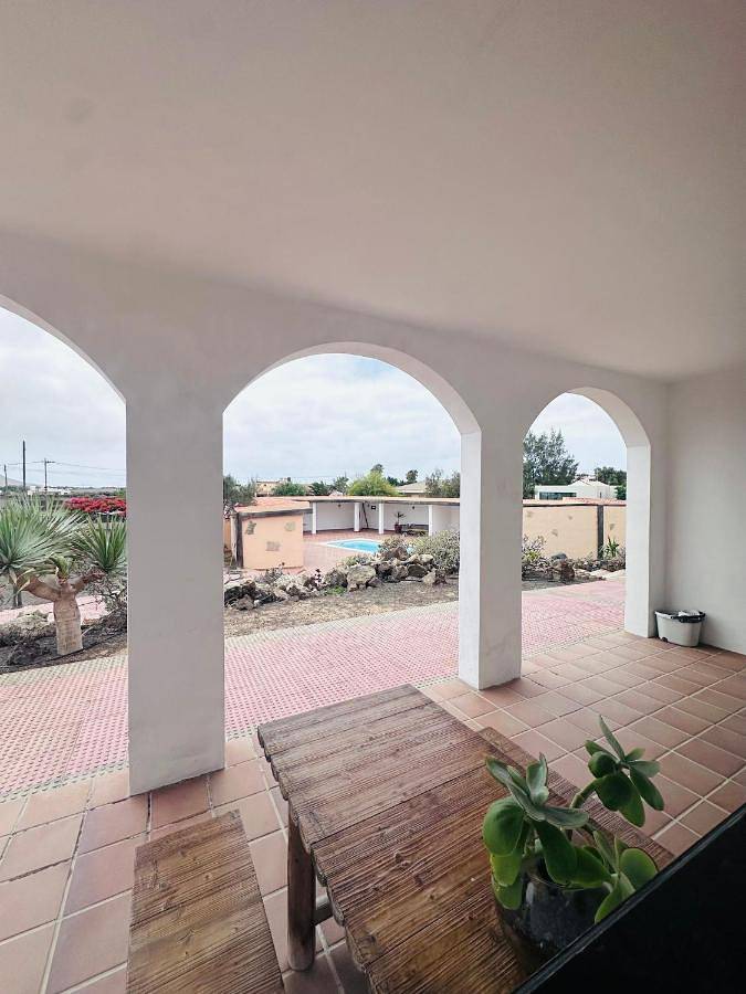 Maison d’hôte pour 2 personnes, avec Terrasse ainsi que Jardin et Piscine dans Lajares