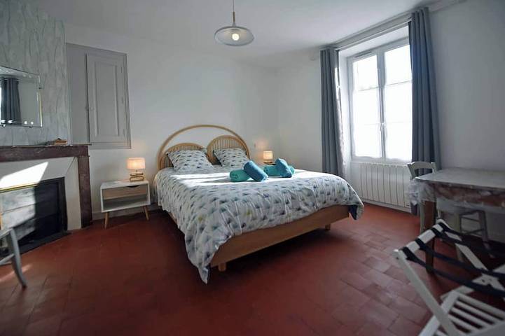 Location de vacances pour 9 personnes, avec jacuzzi et jardin, animaux acceptés dans Treigny-Perreuse-Sainte-Colombe - 3