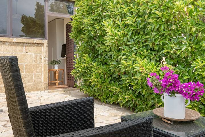 Habitación 'Residenze Uliveto - Residenza 8' con piscina compartida, terraza privada y aire acondicionado in Nardò (municipio), Golfo de Tarento