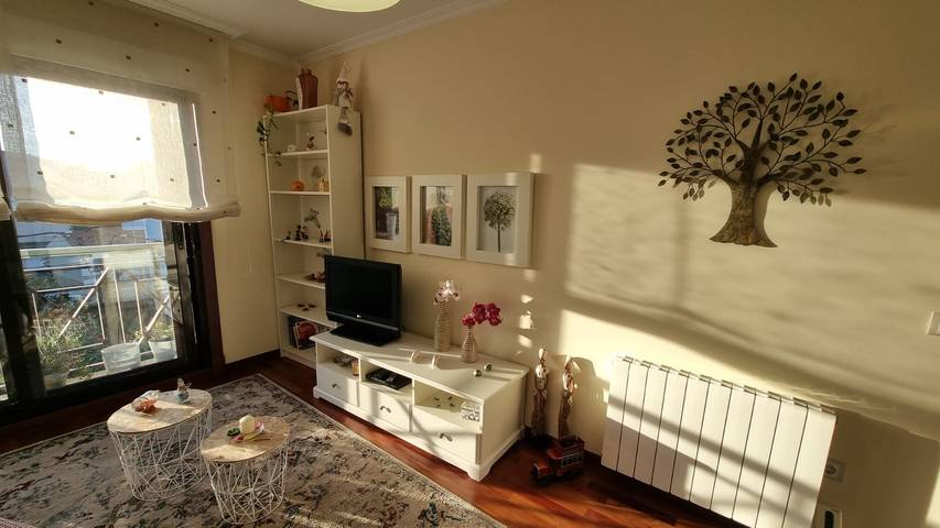 Apartamento de vacaciones para 4 personas, con vistas al mar además de jardín y balcón, Familias con niños - 1