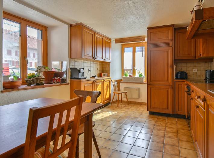 Ganze Wohnung, Schönes Apartment in Haut-Intyamon mit Garten 75 m² in Haut-Intyamon, Kanton Freiburg
