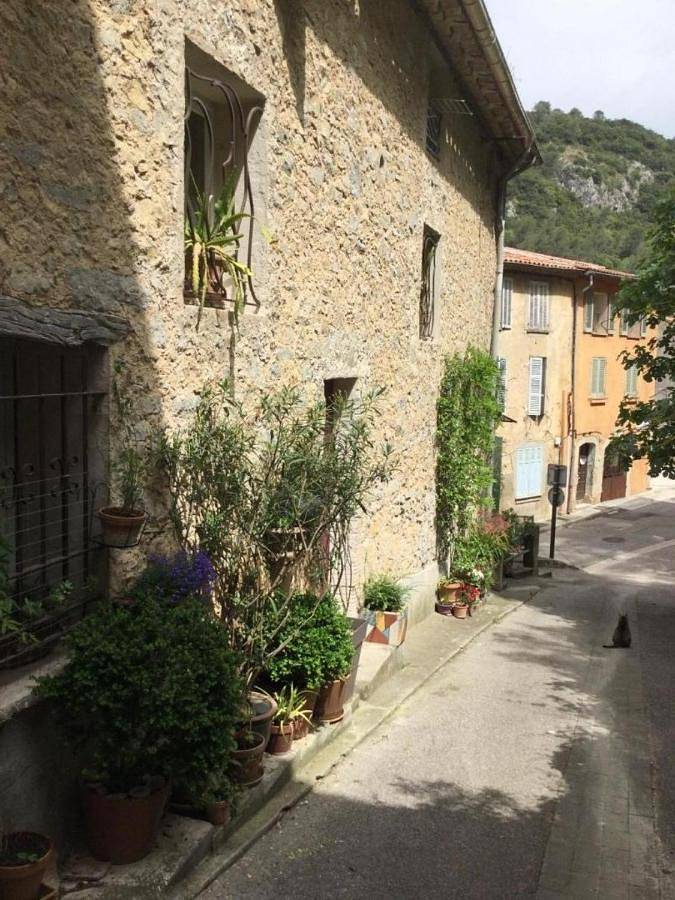 Location de vacances pour 5 personnes à Méounes-lès-Montrieux - 2