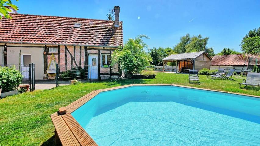 Maison de vacances pour 4 personnes, avec Terrasse ainsi que Jardin et Piscine