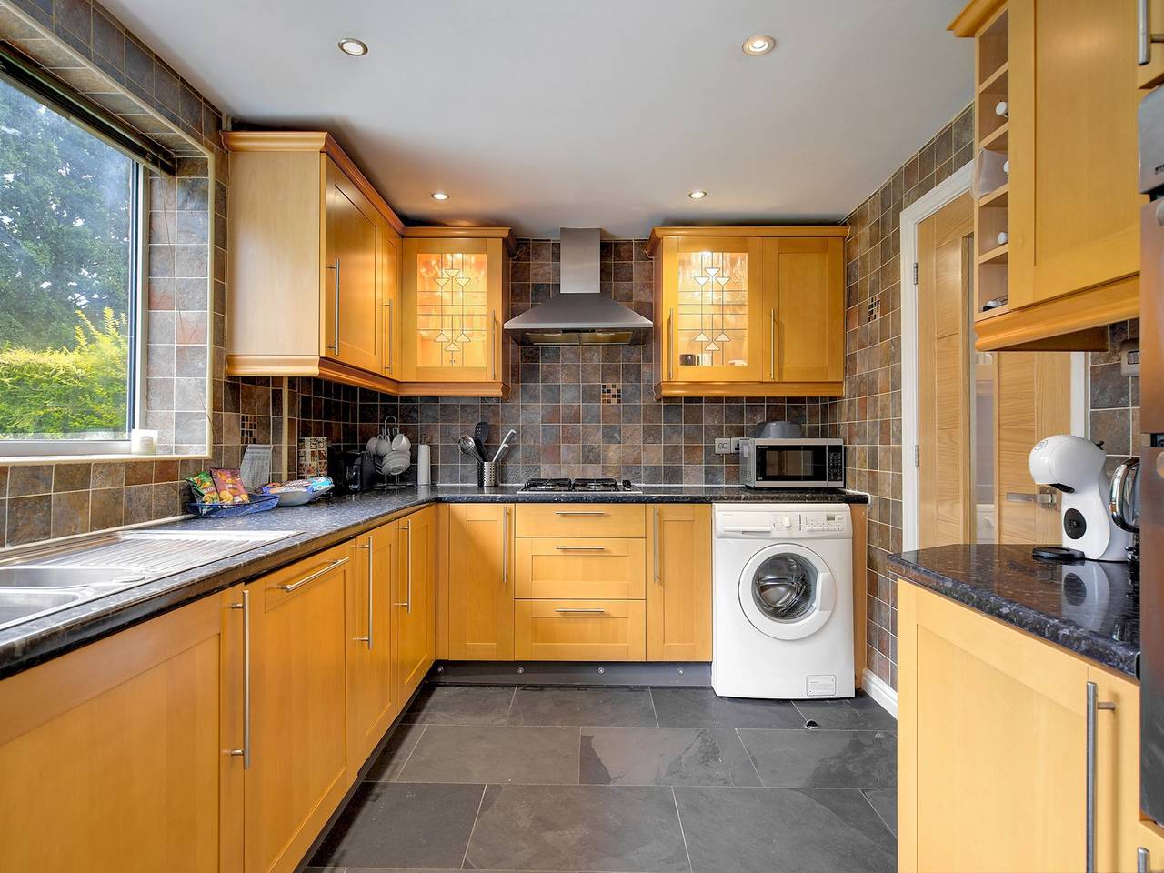 Pass the Keys | Modern Comfortable Home with parking in Stockport, Greater Manchester