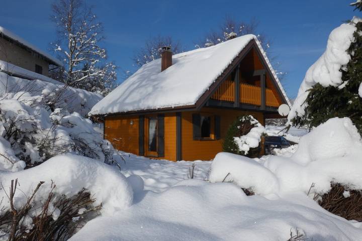 Chalet pour 4 personnes, avec jardin, animaux acceptés