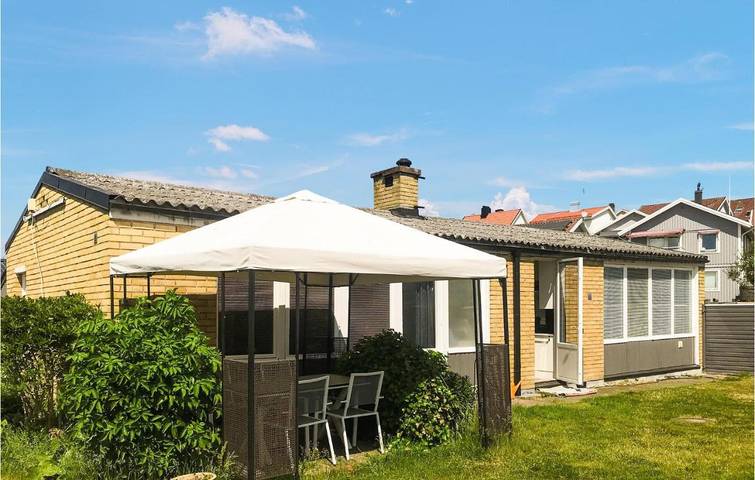 Ferienhaus für 6 Personen, mit Garten in Mönsteras
