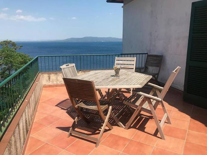 Ferienwohnung für 4 Personen, mit Terrasse und Garten sowie Ausblick - 1