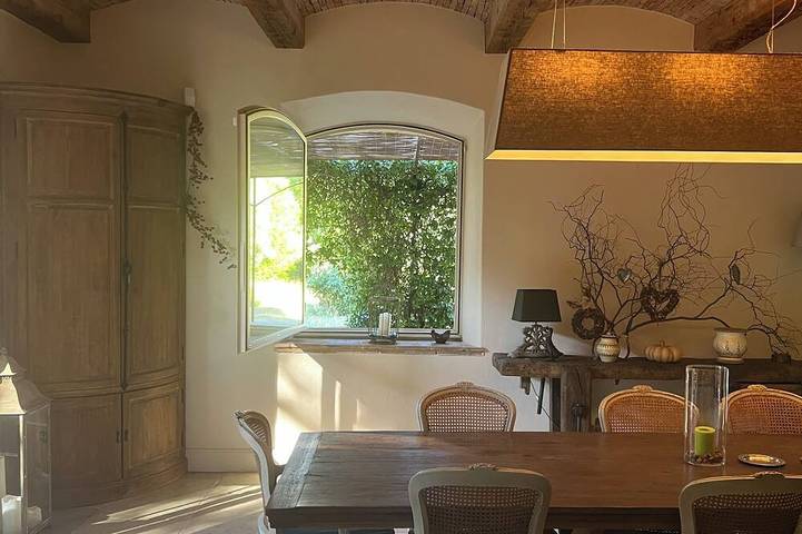 Location de vacances pour 6 personnes à Saint-Maximin (Nimes)