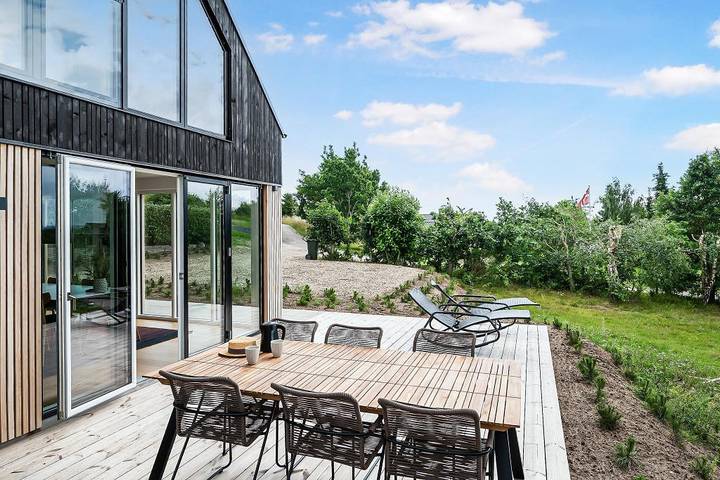 Modernes Ferienhaus in zwei Etagen nahe Ebeltoft mit Meerblick in Ebeltoft, Süddjursland