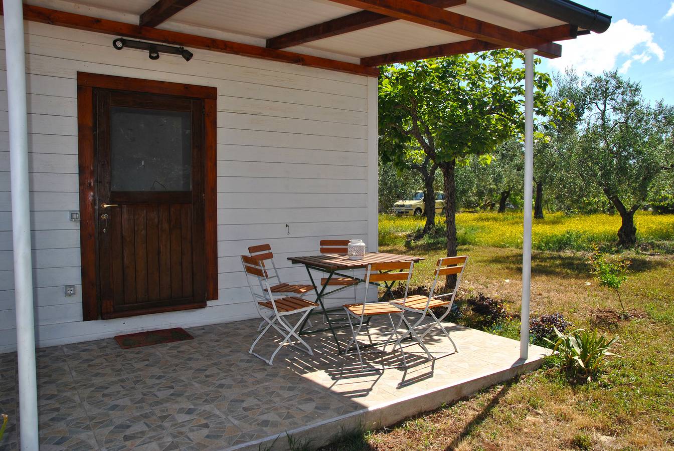 Grüner Rückzugsort mit privater Terrasse – Nur 7 km von Sperlonga entfernt in Itri, Latina Provinz