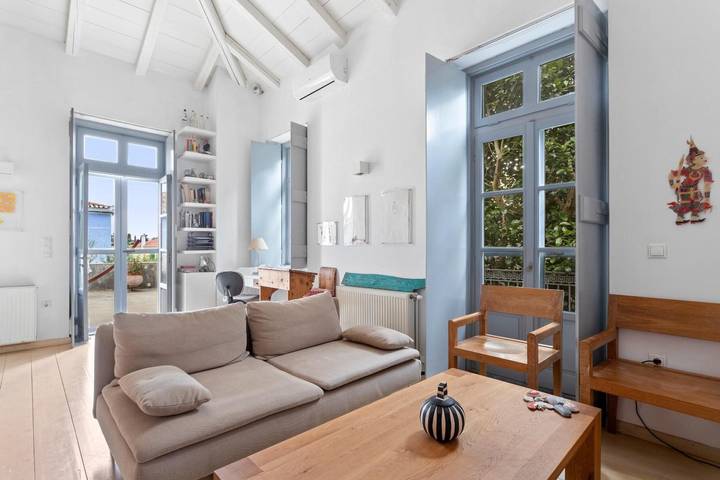 Location de vacances pour 11 personnes, avec jardin, adapté aux familles dans Spetses - 3