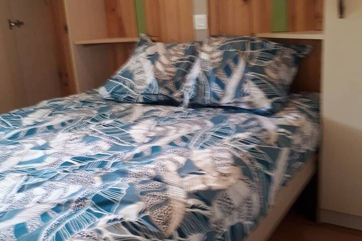 Gîte pour 4 personnes, avec terrasse ainsi que jardin et jacuzzi à Condat-sur-Vézère - 2