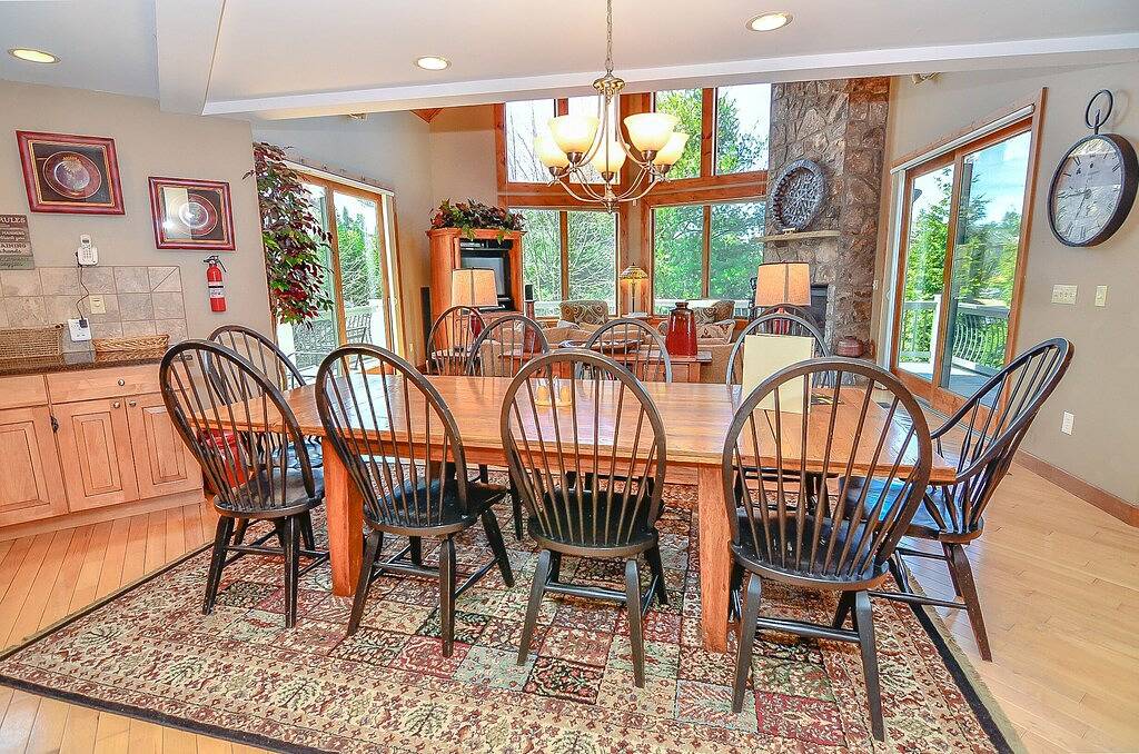 Rapture- Lake Access Home In der Nähe von Wisp Resort w / Community Dock Slip in McHenry, Deep Creek Lake