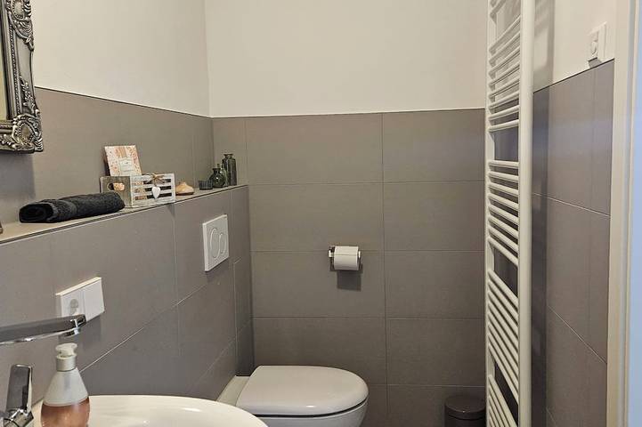 Ganze Wohnung, Sehr attraktive luxuriöse Wohnung mit herrlichem Alpenblick! in Markdorf, Region Bodensee-Oberschwaben