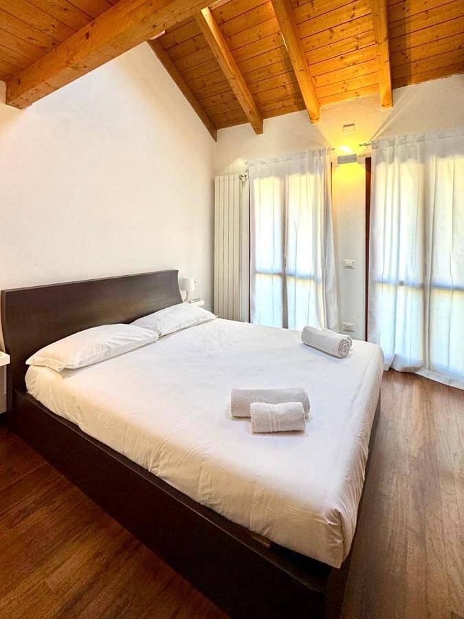 Appartamento per 4 persone, con Balcone e Terrazza nonché Giardino a Senago
