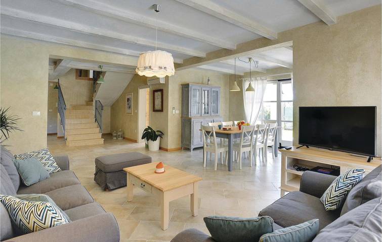 Ferienhaus für 8 Personen, mit Terrasse und Sauna in Fazana - 4