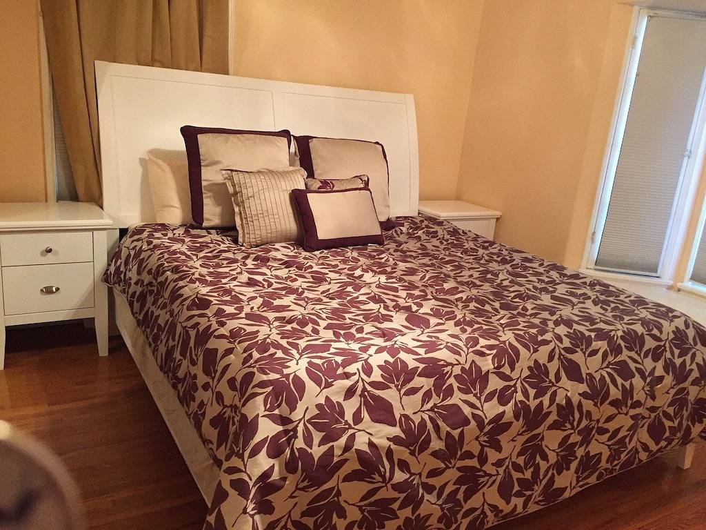 2Bd, 1 Ba, 10 Schlaf!, Einmalige Familienmöblierte Monatliche Mieten Ab 1. Juli !!! in West Los Angeles, Los Angeles